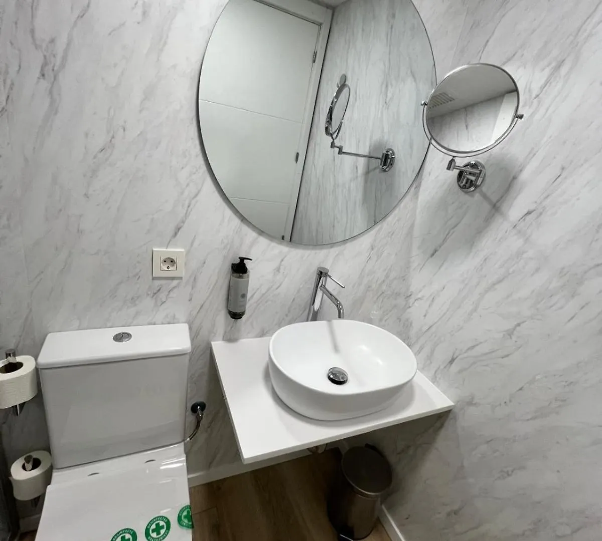 Iraipe Gorbea Auto Check-In Hotel Vitoria-Gasteiz 0*,