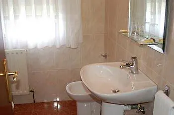 Iraipe Gorbea Auto Check-In Hotel Vitoria-Gasteiz